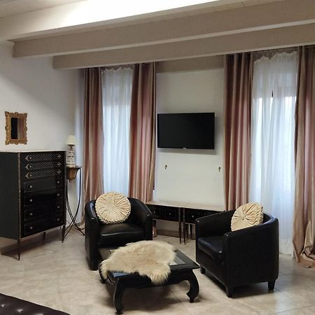 Affittacamere Vicino Al Porto Porto Torres Exterior photo